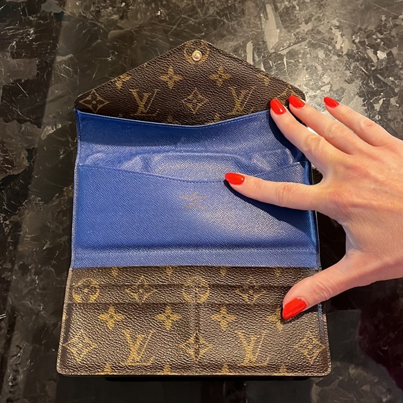 Louis Vuitton wallet - Picture 4 of 12